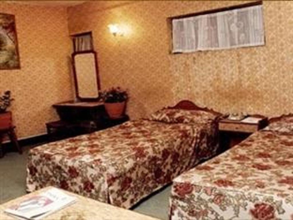 โอโย 374 โฮเต็ล ฮอลิเดย์ทัช ลิมิเต็ด Hotel กาฐมาณฑุ ภายนอก รูปภาพ