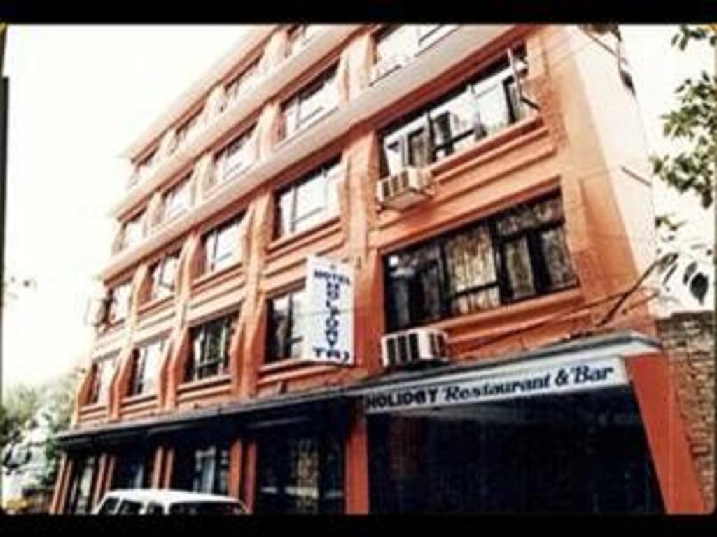 โอโย 374 โฮเต็ล ฮอลิเดย์ทัช ลิมิเต็ด Hotel กาฐมาณฑุ ภายนอก รูปภาพ