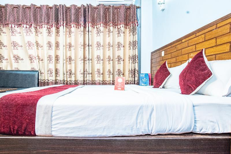 โอโย 374 โฮเต็ล ฮอลิเดย์ทัช ลิมิเต็ด Hotel กาฐมาณฑุ ภายนอก รูปภาพ